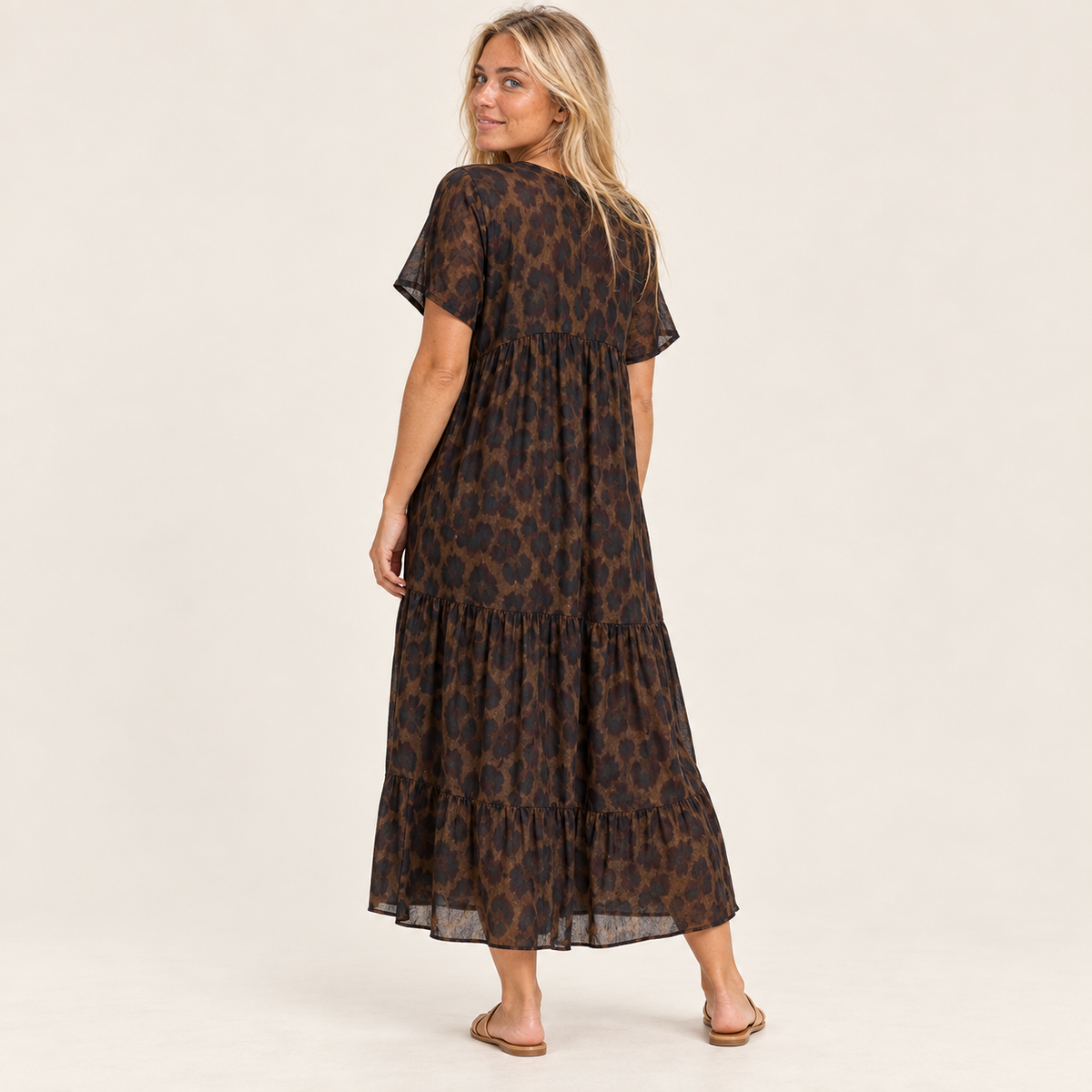 Edda Kleid von hinten