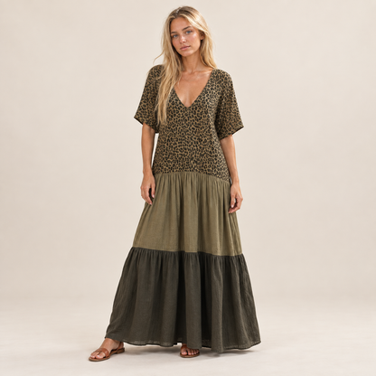 Juna Kleid von vorne, ganze Länge