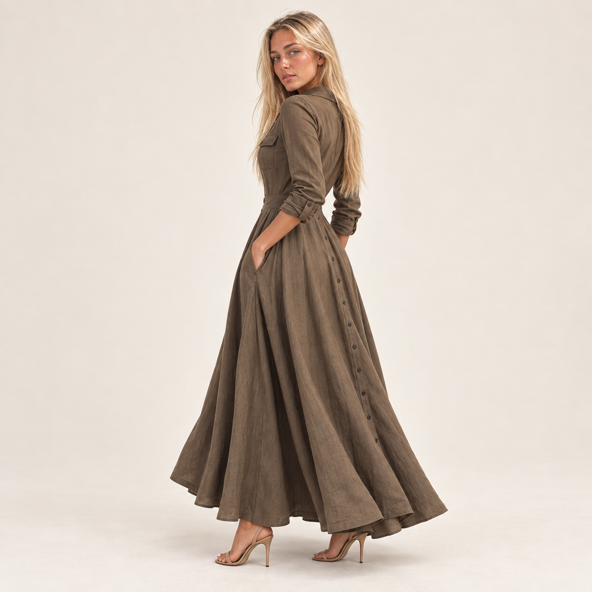 Thea Kleid aus der Dreiviertelansicht